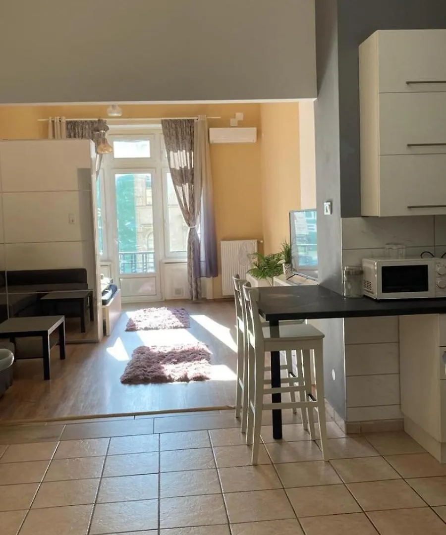 Golden Quarter Apartment 0*, Будапешт Венгрия