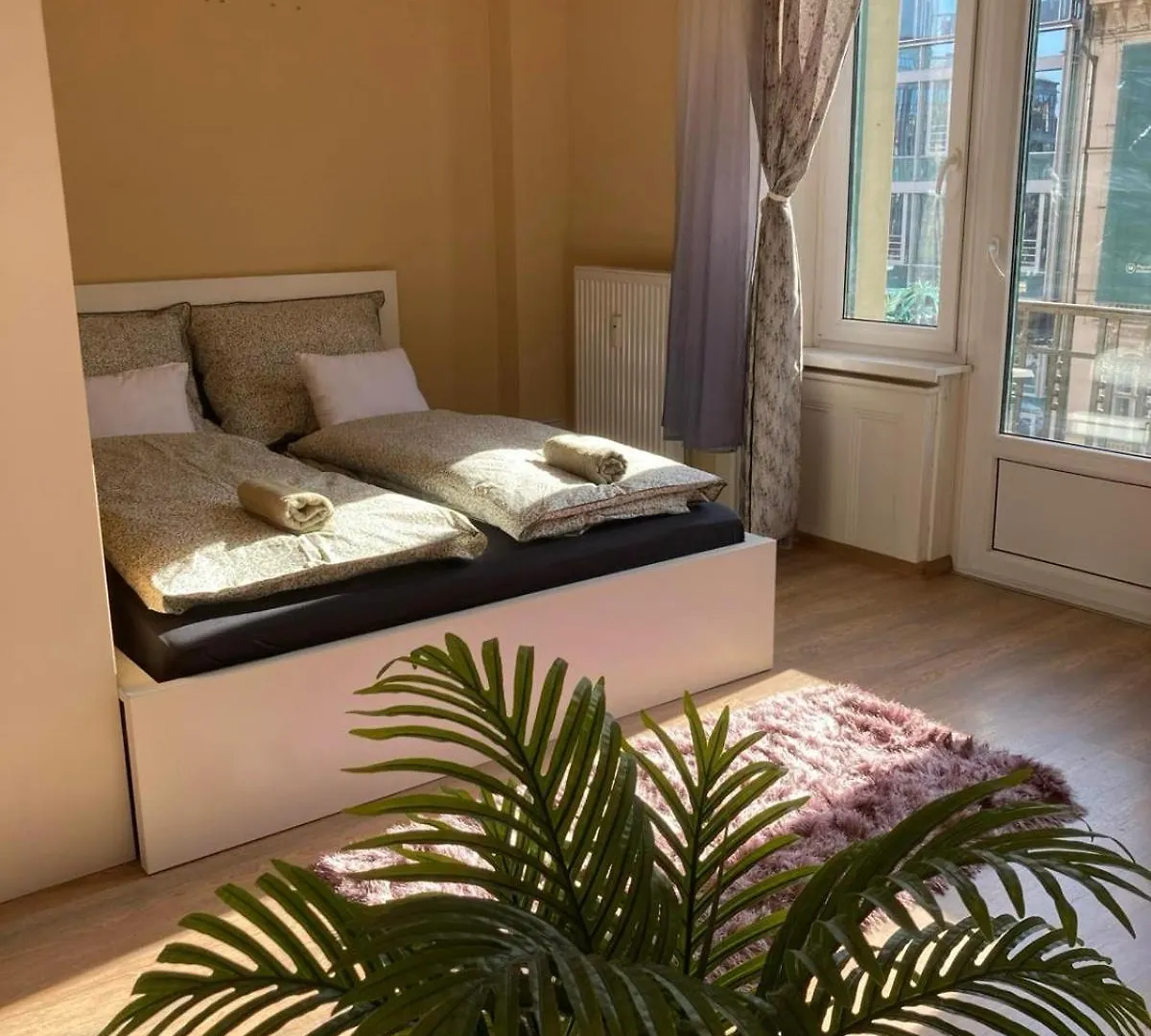 Golden Quarter Apartment  Будапешт