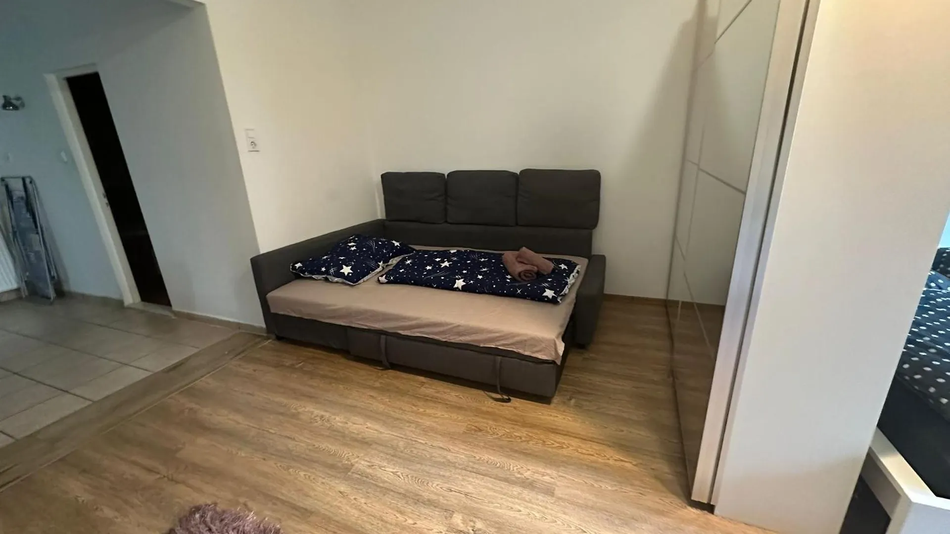 Golden Quarter Apartment