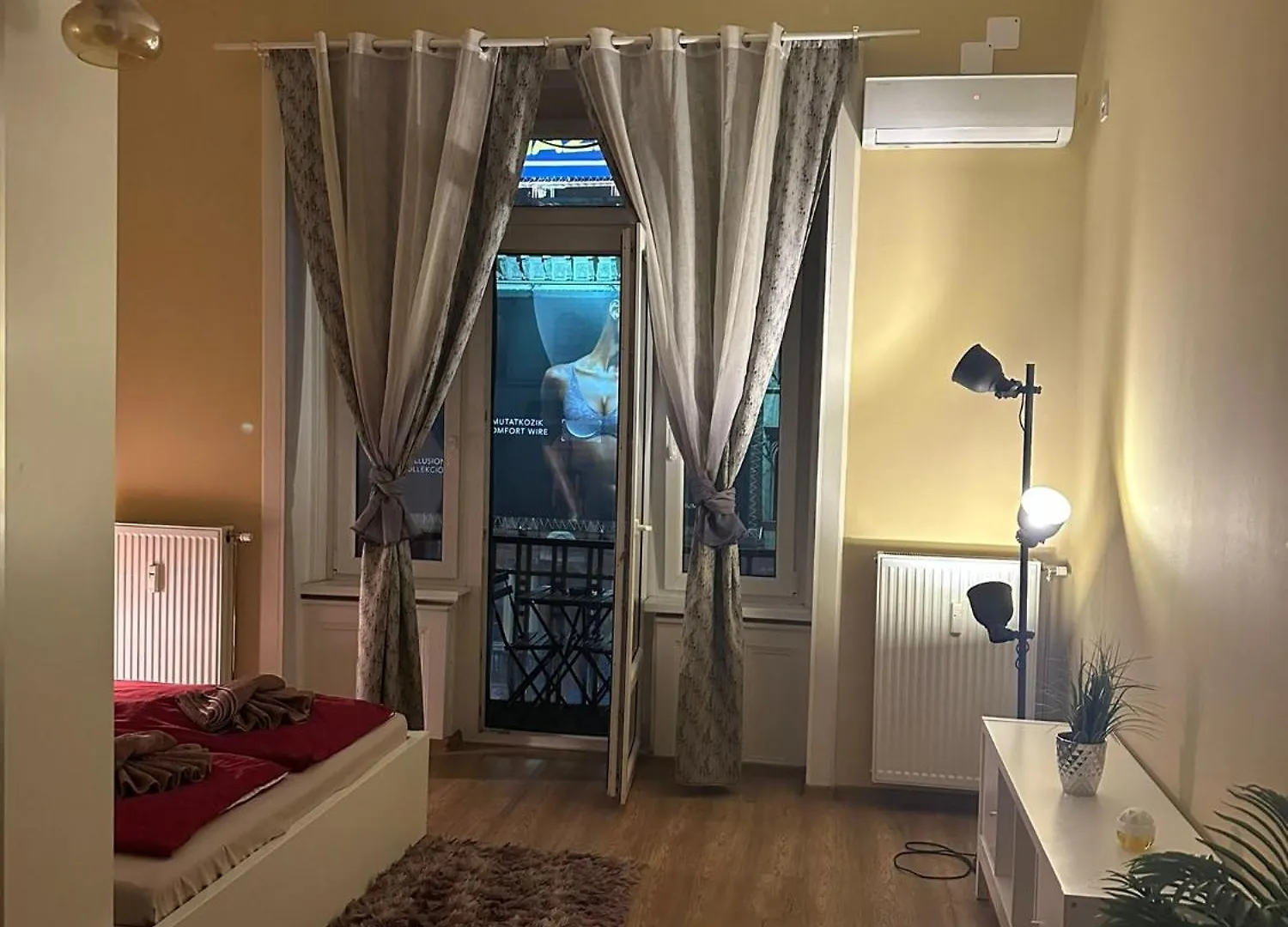 Golden Quarter Apartment  Будапешт